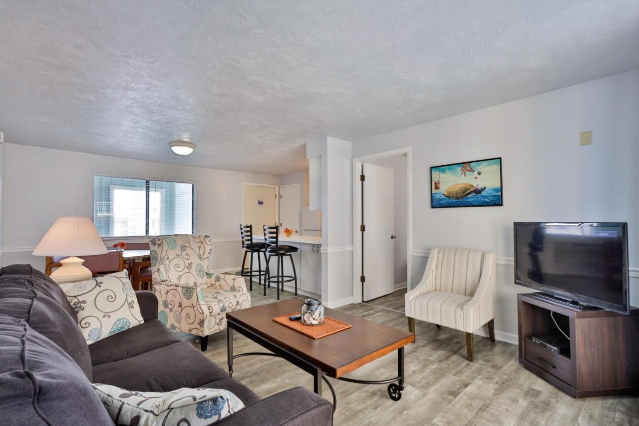 Coastal Waters Hotell New Smyrna Beach Exteriör bild