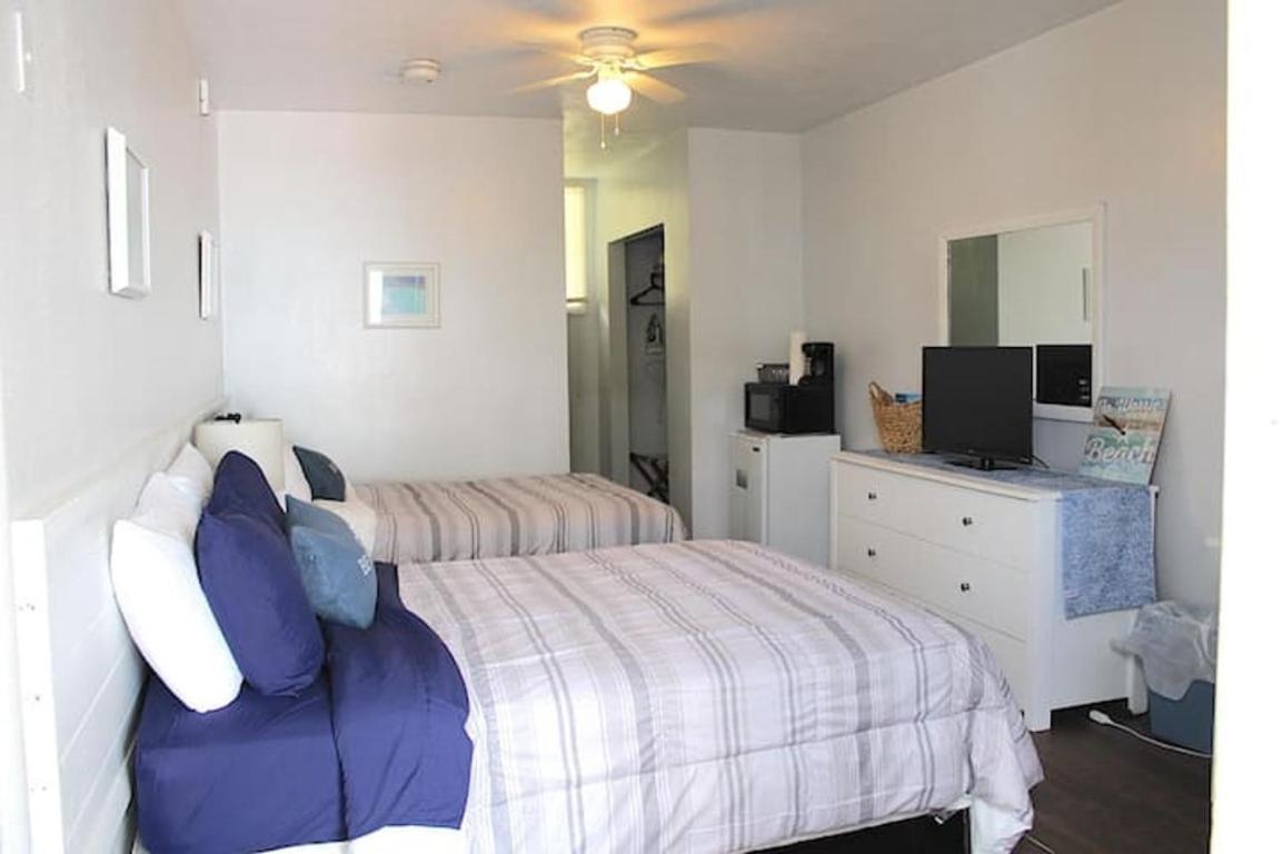 Coastal Waters Hotell New Smyrna Beach Exteriör bild