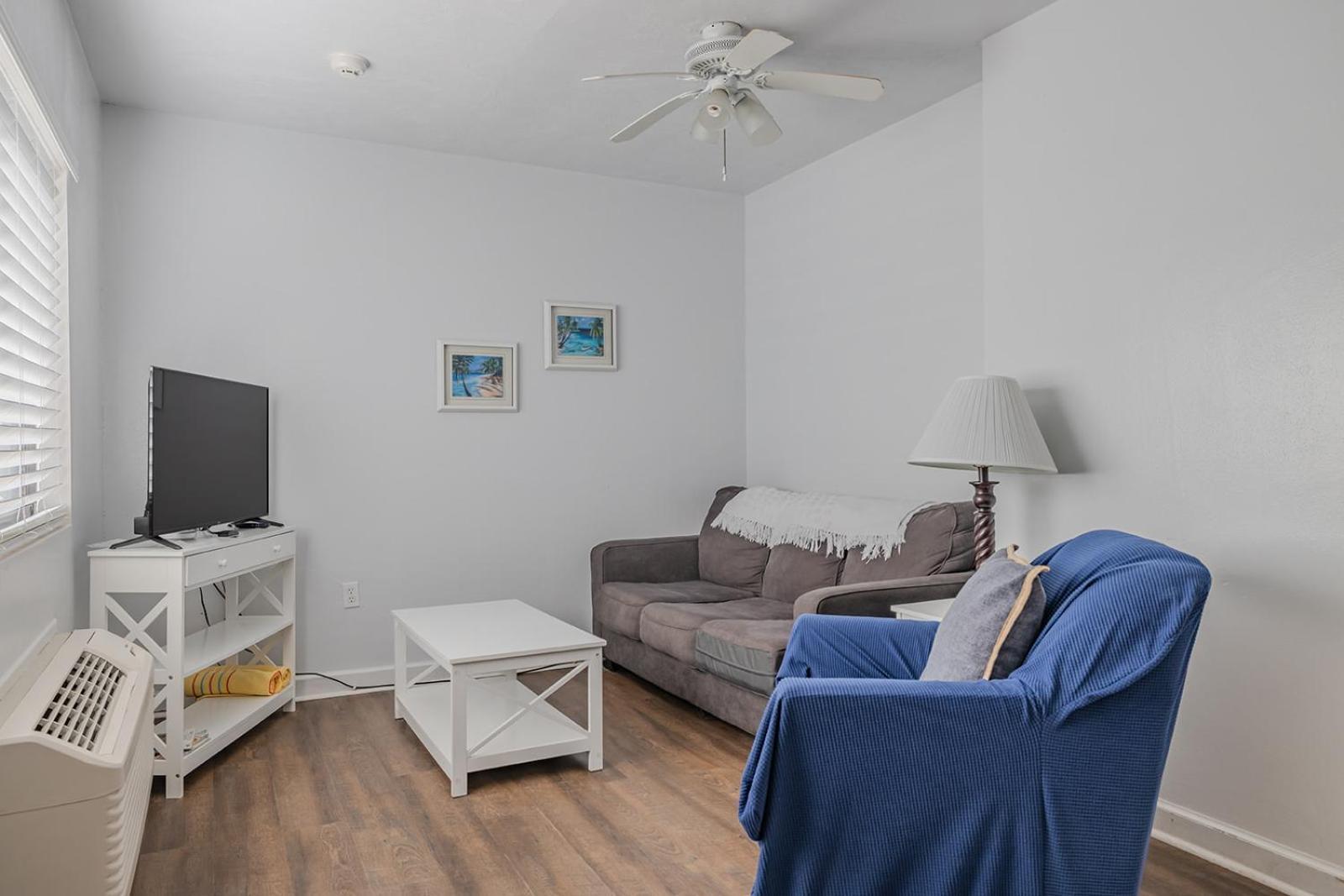 Coastal Waters Hotell New Smyrna Beach Exteriör bild
