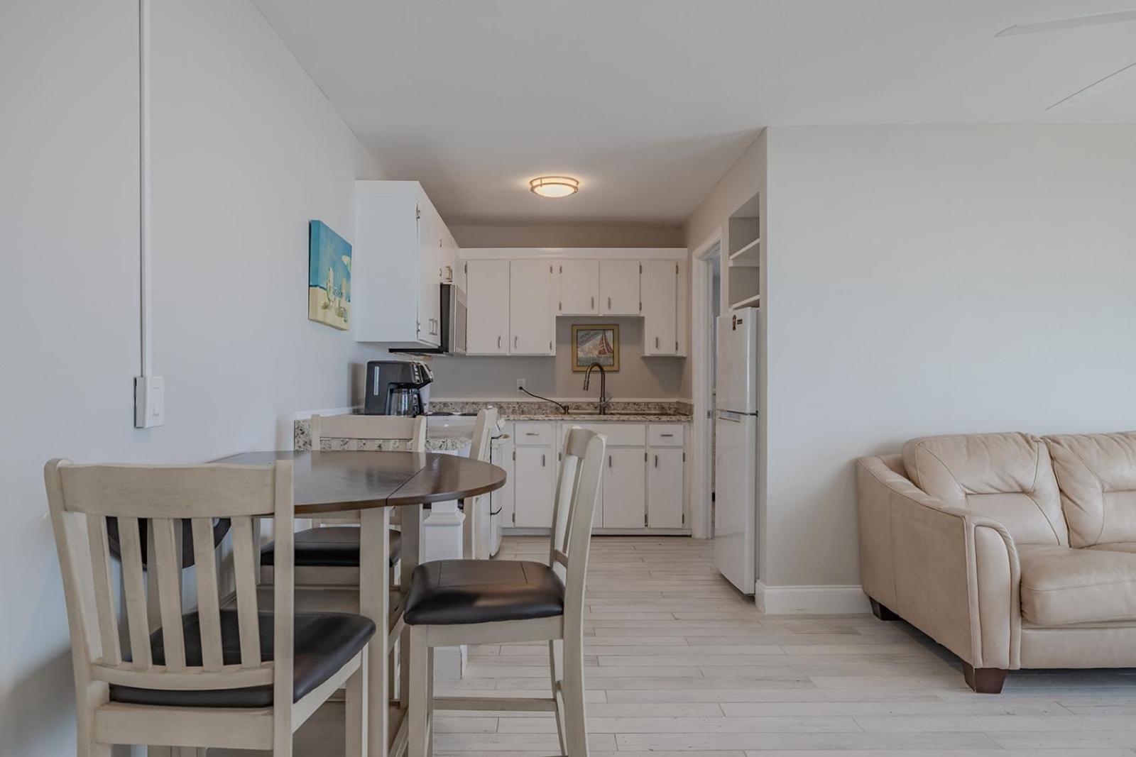 Coastal Waters Hotell New Smyrna Beach Exteriör bild